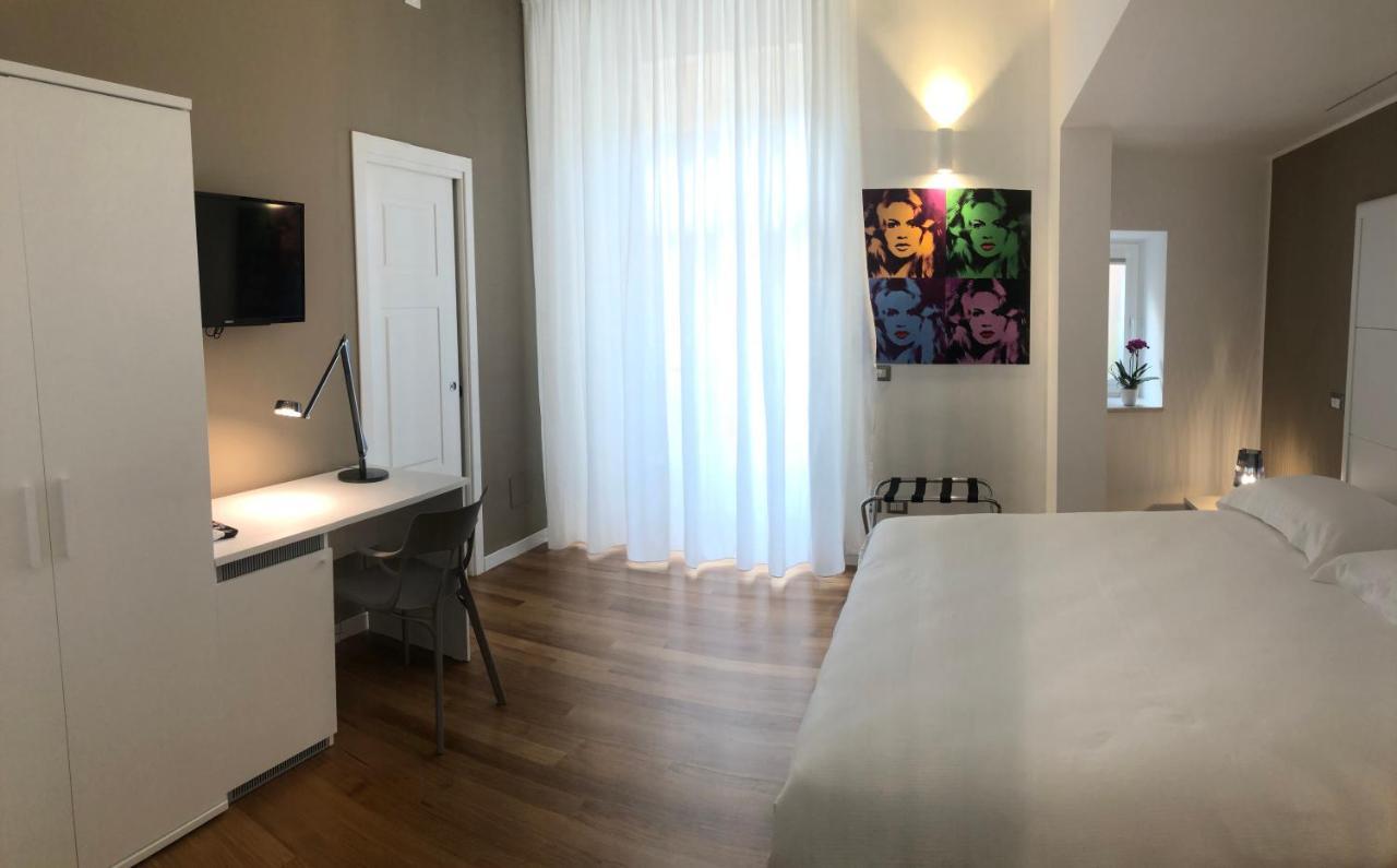 Lo Schiaccianoci Bed & Breakfast